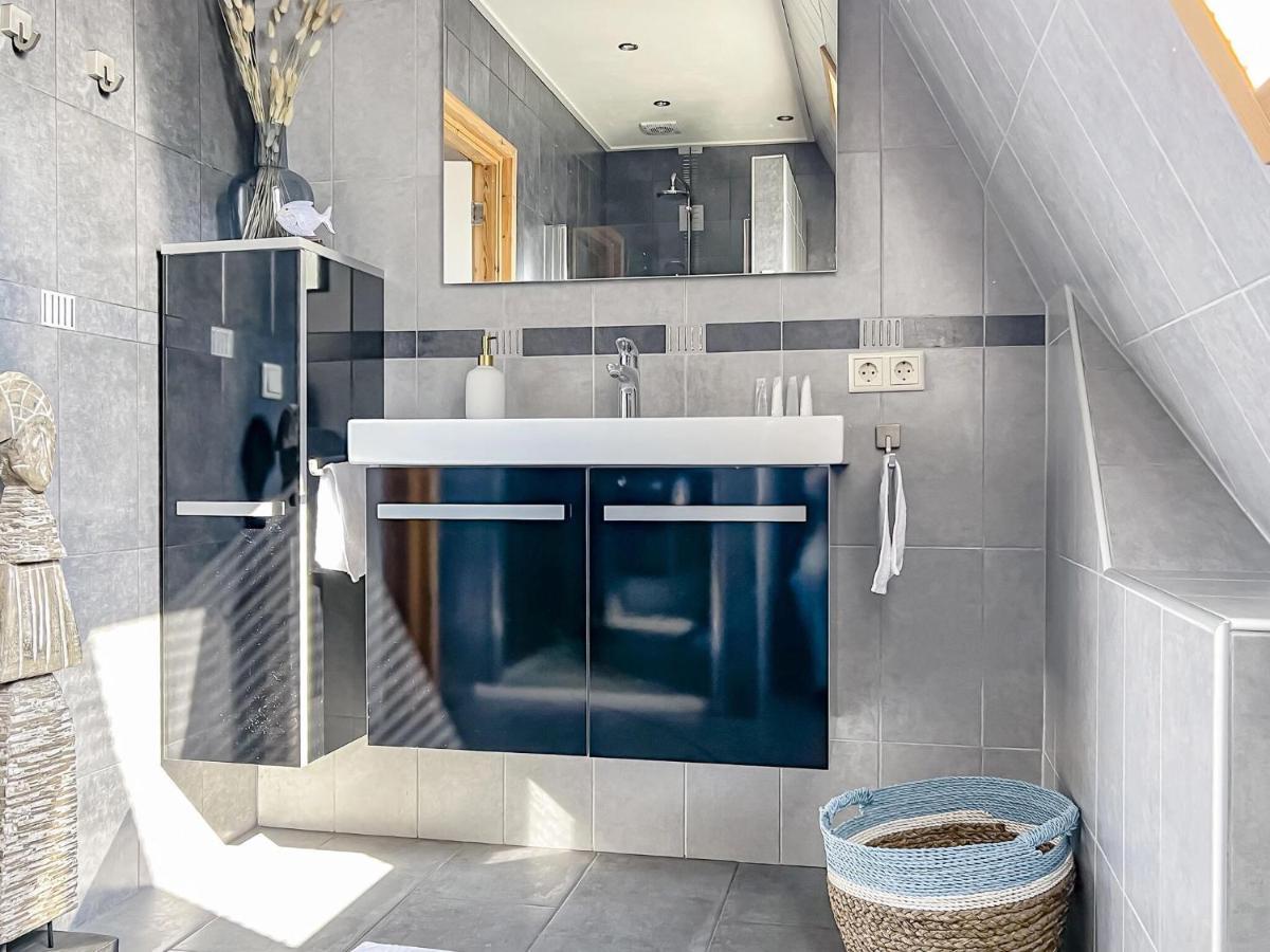 Beautiful Holiday Home With Private Terrace Kropswolde Εξωτερικό φωτογραφία