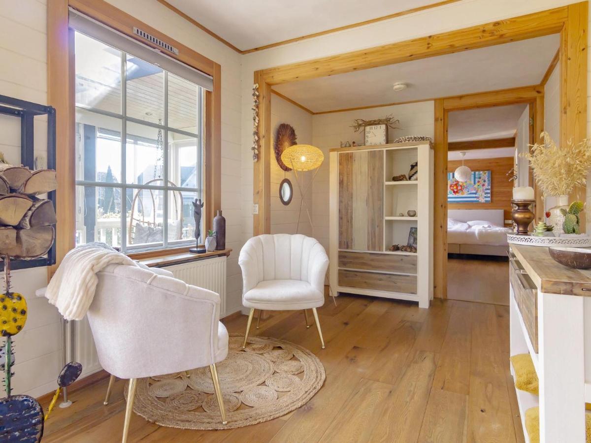 Beautiful Holiday Home With Private Terrace Kropswolde Εξωτερικό φωτογραφία
